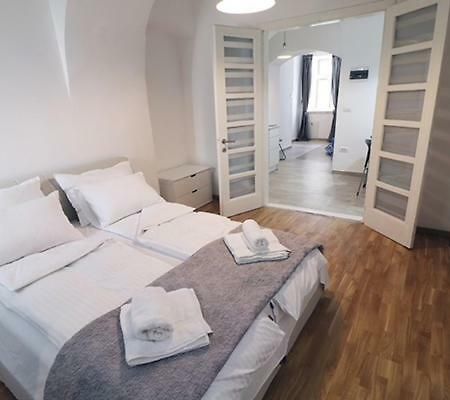 Apartman Tina Новий Сад Екстер'єр фото